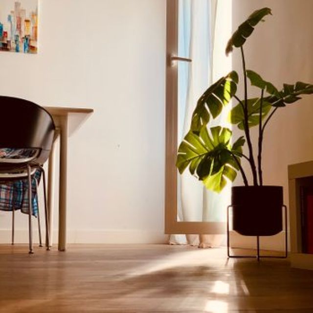 Samsung 45-inch Tower Fan with Remote